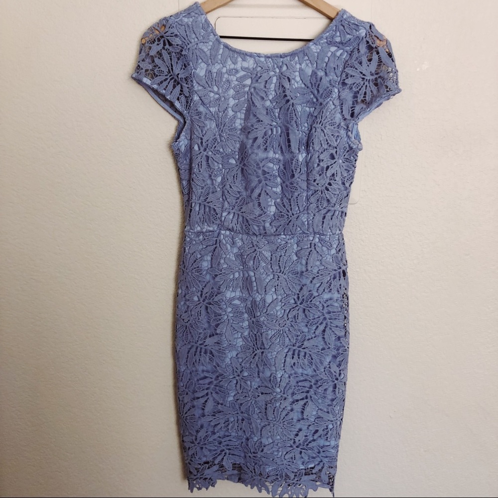 Short Sleeved Lace Midi - Periwrinkle